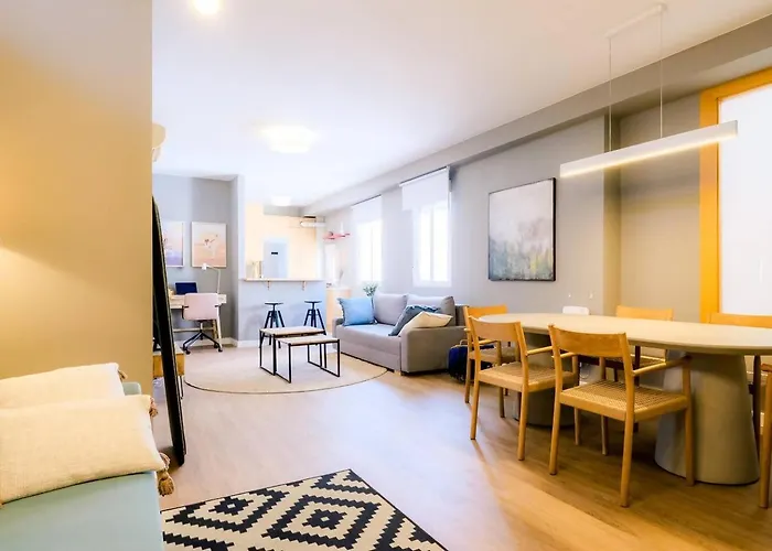 公寓 Atico Alfonso | Amplio Centrico Renovado | 10 Pax *