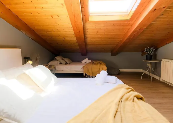 Atico Alfonso | Amplio Centrico Renovado | 10 Pax 公寓 *