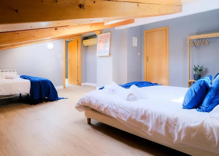 Апартаменты Atico Alfonso | Amplio Centrico Renovado | 10 Pax Сарагоса