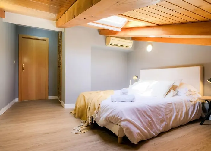 Atico Alfonso | Amplio Centrico Renovado | 10 Pax Апартаменты